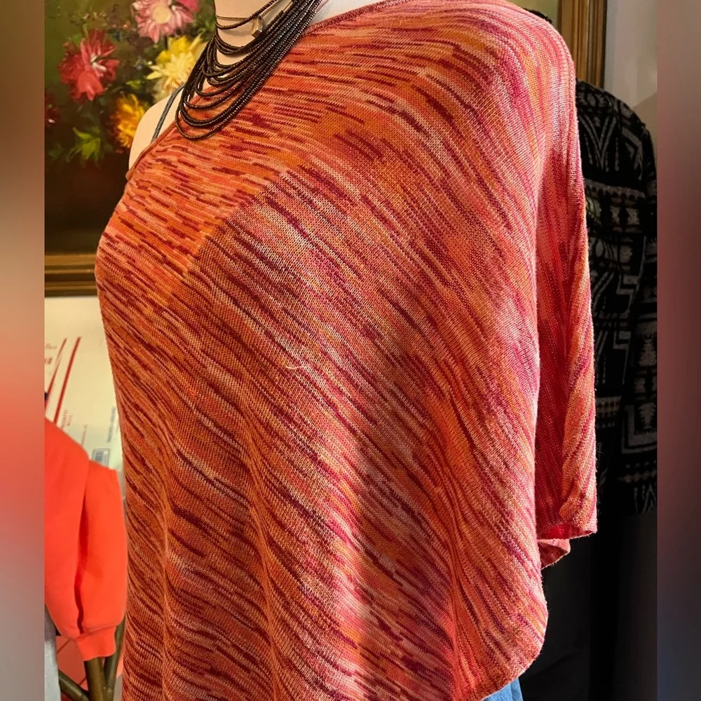 Larry Levine silk/cotton Orange Knit Poncho with Fringe - Picture 2 of 5